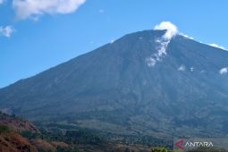 Geopark Rinjani Lombok Kembali Raih Status Bergengsi UNESCO Global Geopark